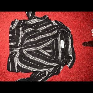 Long sleeve crop top